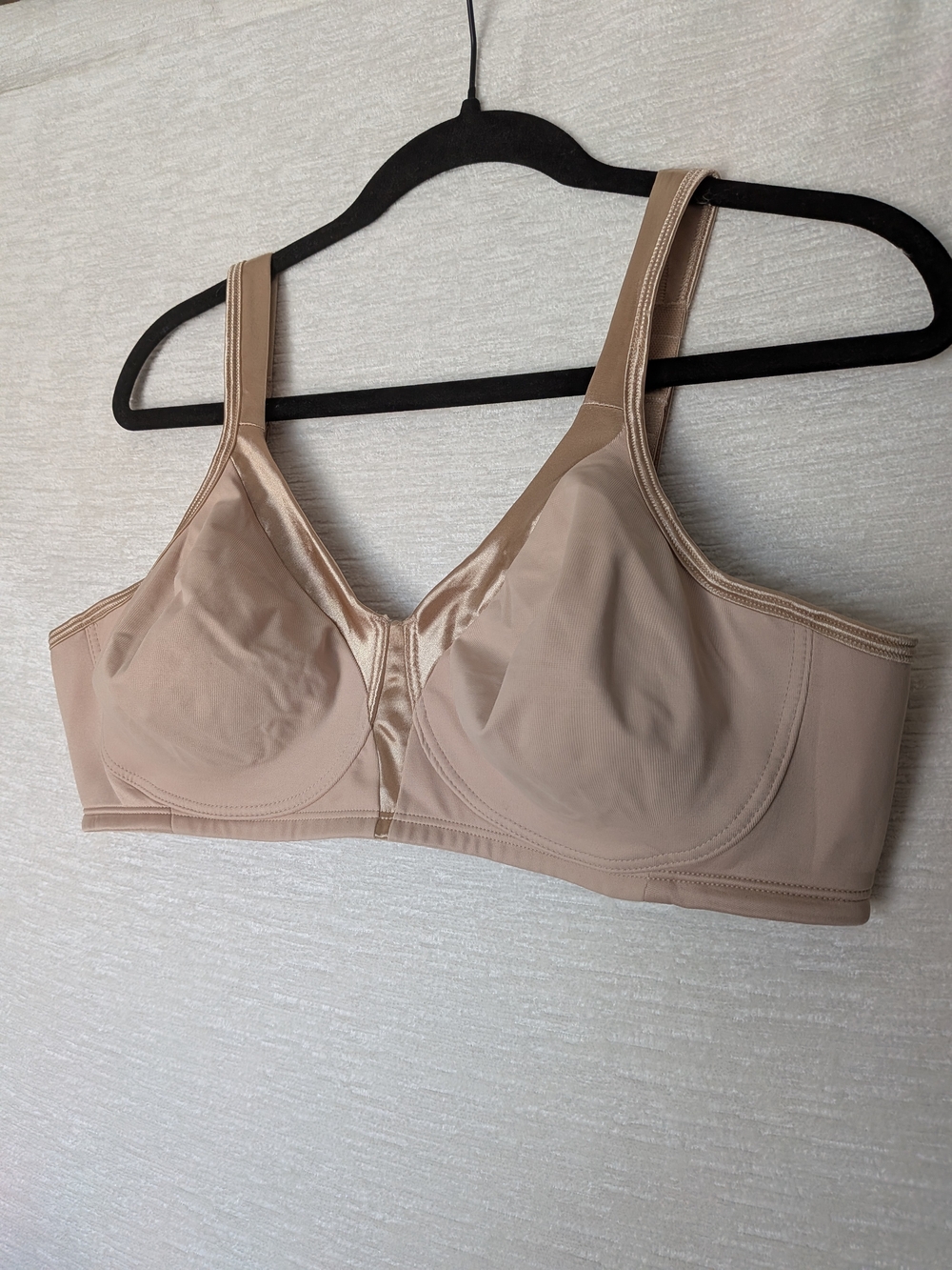 Playtex Soft Nude Full-Coverage Wirefree Comfort Bra 44B